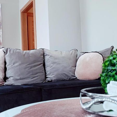 Cosmopolitan Apartament Z Bezplatnym, Prywatnym Parkingiem W Hali Garazowej Stary Toruń Exteriör bild