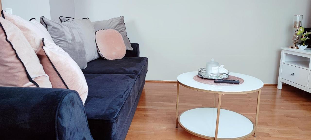Cosmopolitan Apartament Z Bezplatnym, Prywatnym Parkingiem W Hali Garazowej Stary Toruń Exteriör bild